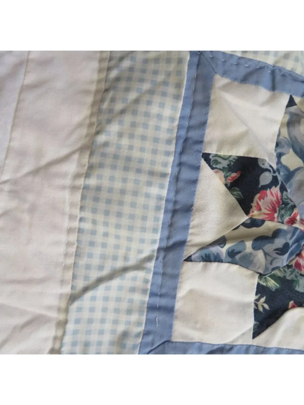 Vintage Set of 2 Hand Quilted Blue White Floral Star Patchwork Shams 20